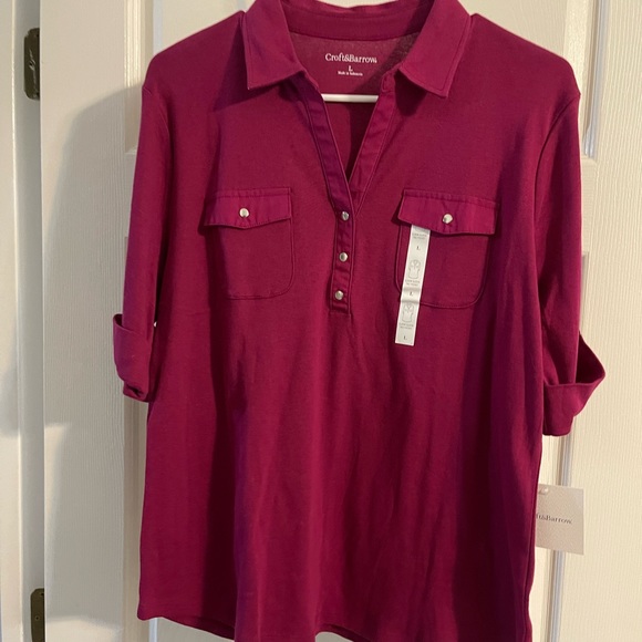 croft & barrow Tops - NWT cute short sleeve top. Size large.pretty